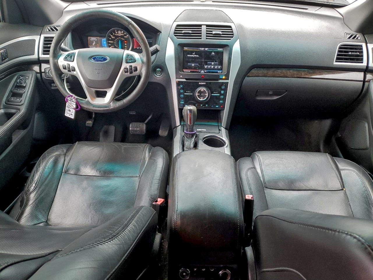 Ford Explorer Limited Image 9