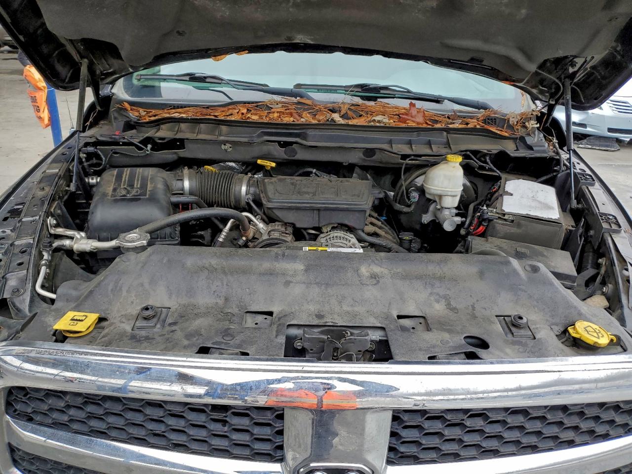 Ram 1500 Slt Image 9