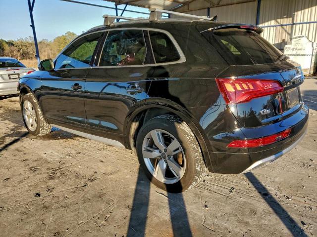 Audi Q5 Premium Image 2