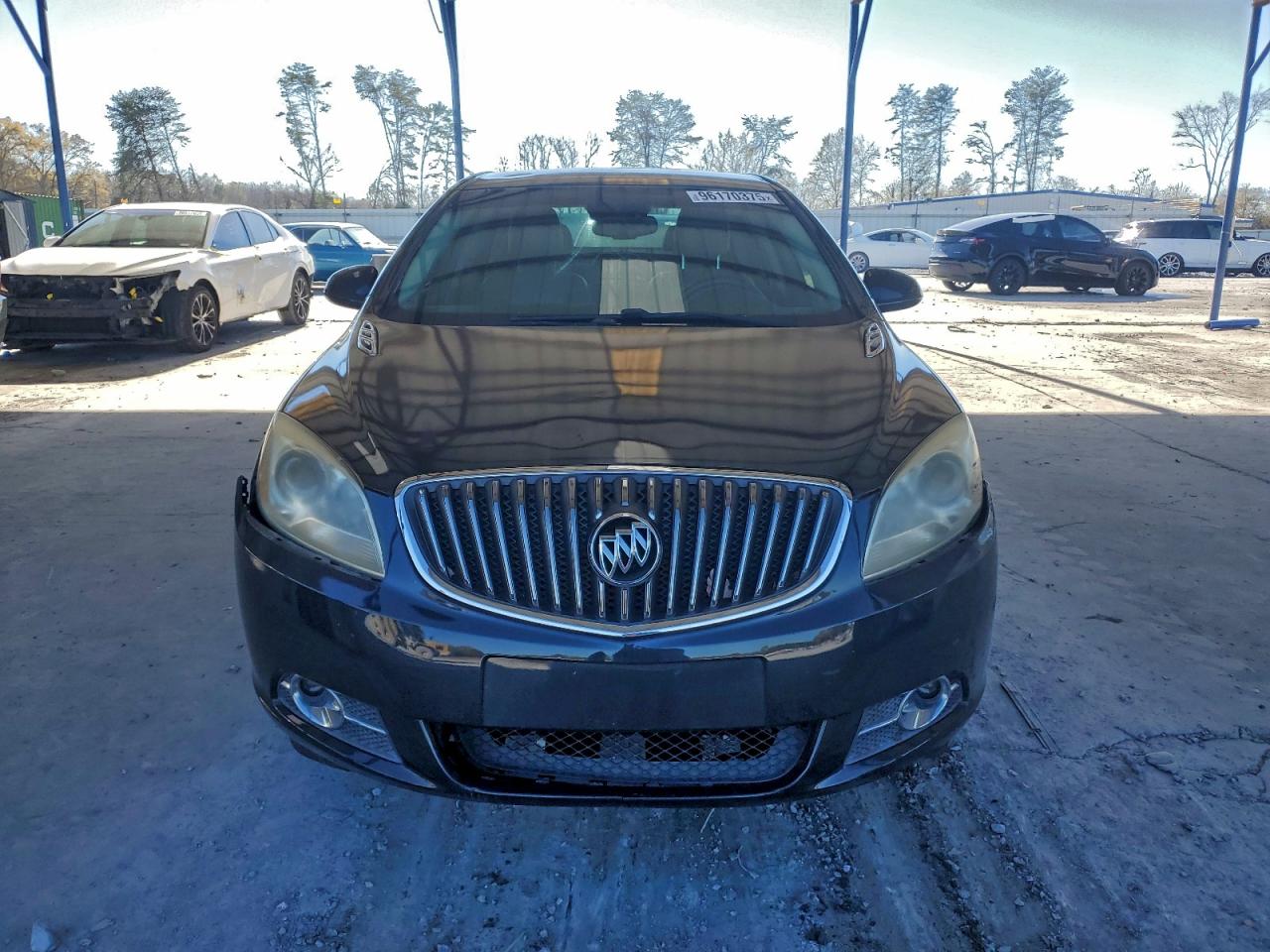 Buick Verano Image 9