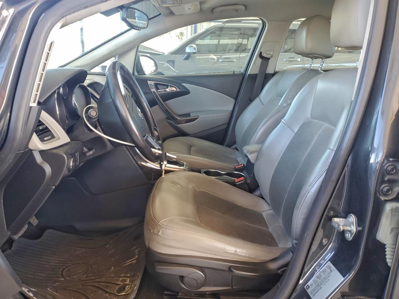 Buick Verano Image 10