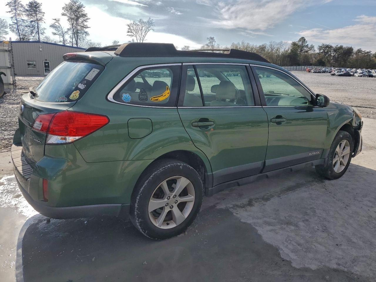 Subaru Outback 2.5i Image 7