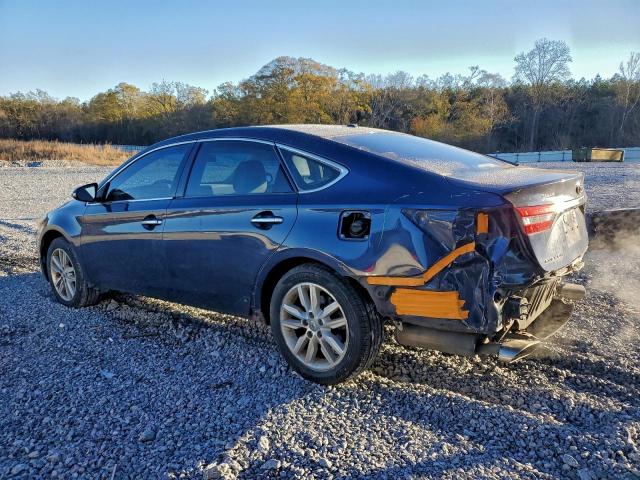 Toyota Avalon Xle Image 2