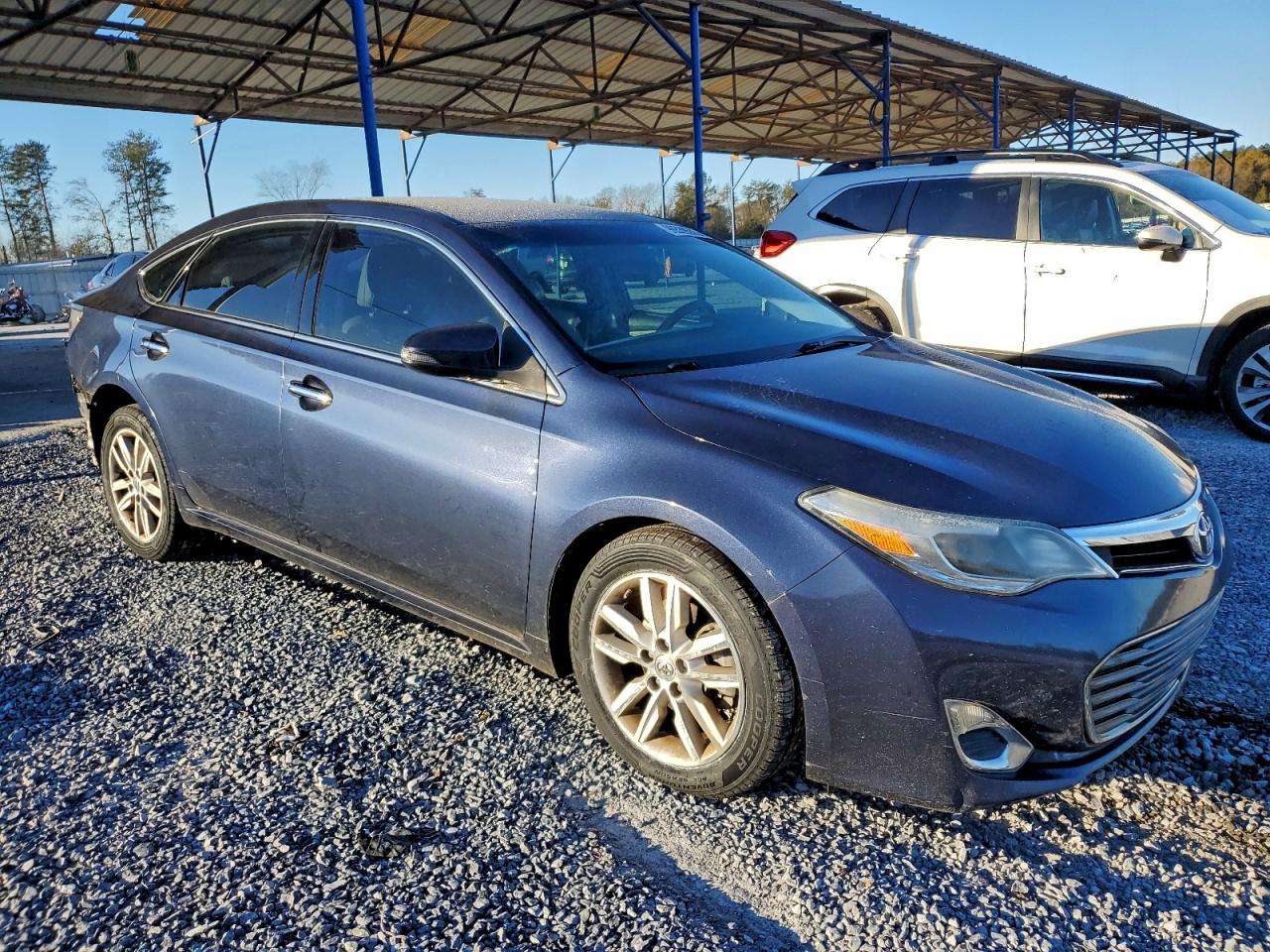 Toyota Avalon Xle Image 9