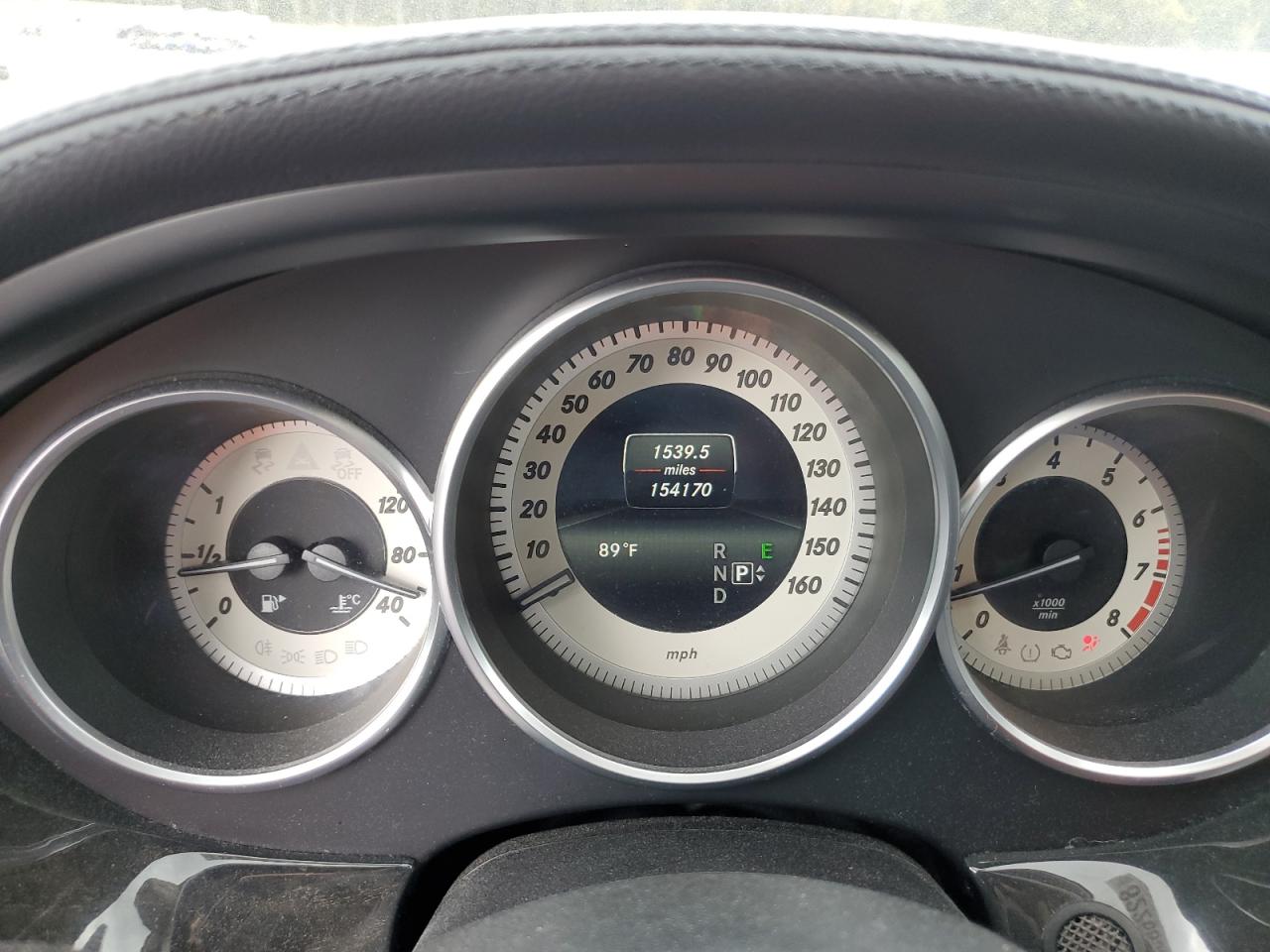 Mercedes-Benz C-Class 400 Image 6