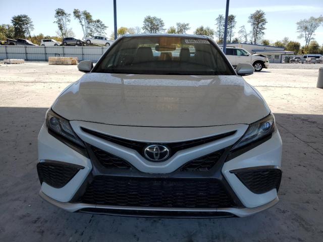 Toyota Camry Xse Image 10