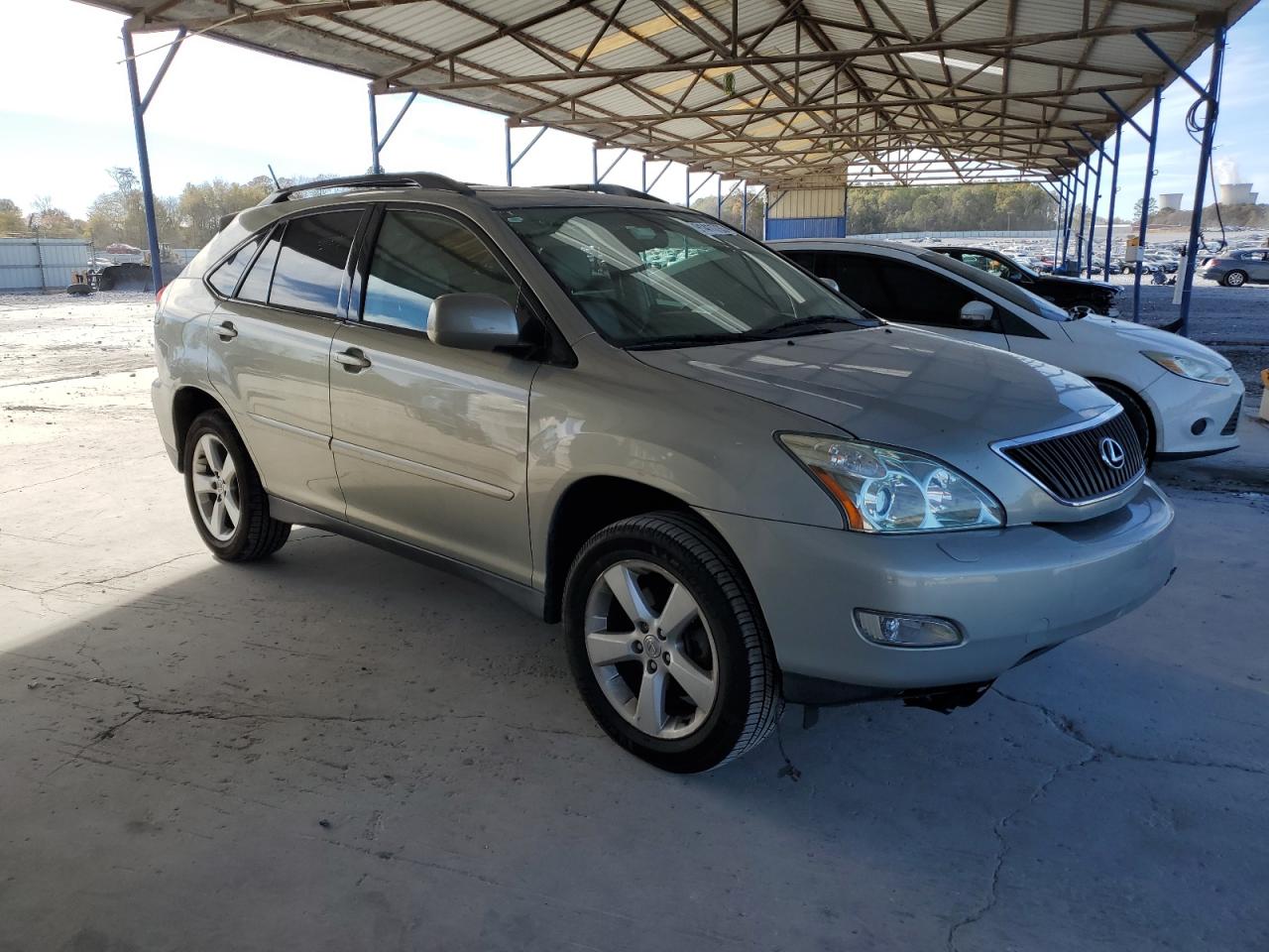 Lexus RX 330 Image 5