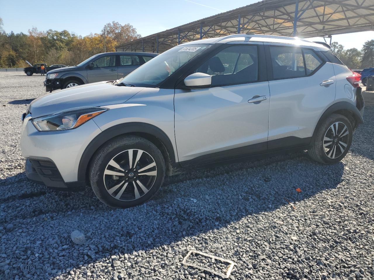Nissan Kicks S Image 1