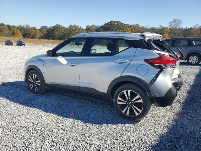 Nissan Kicks S Image 3