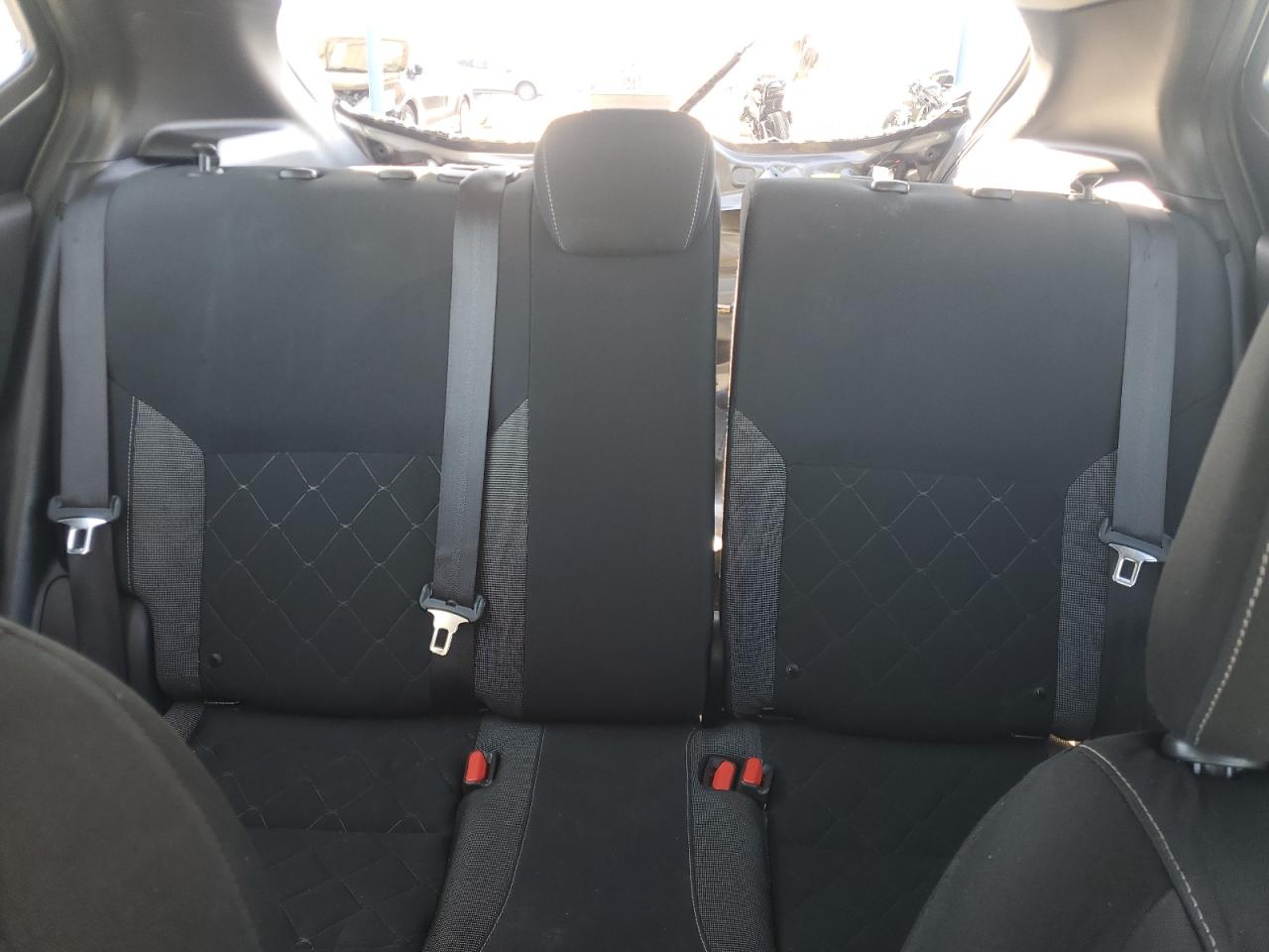 Nissan Kicks S Image 9