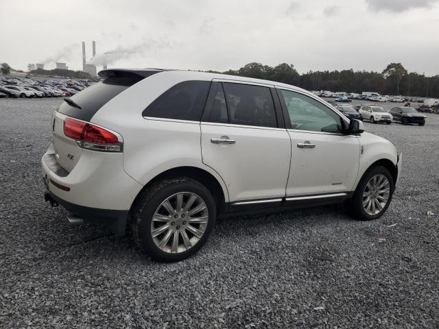 Lincoln MKX Image 11