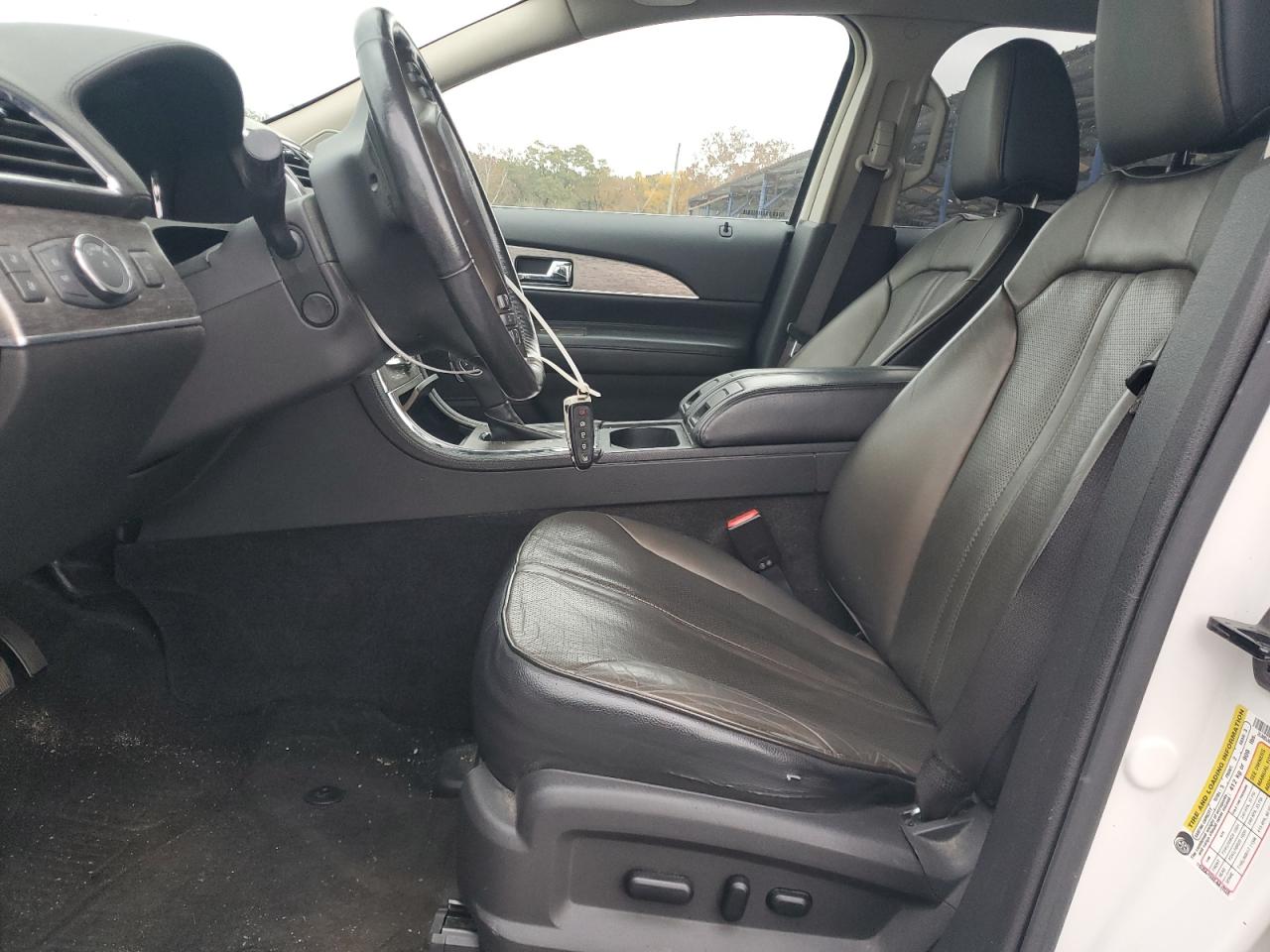 Lincoln MKX Image 12