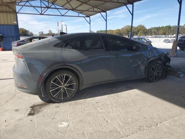 Toyota Prius Le Image 5