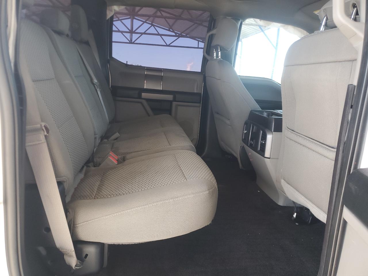 Ford F-150 Supercrew Image 3