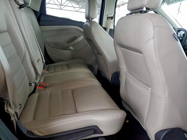 Ford Escape Titanium Image 12