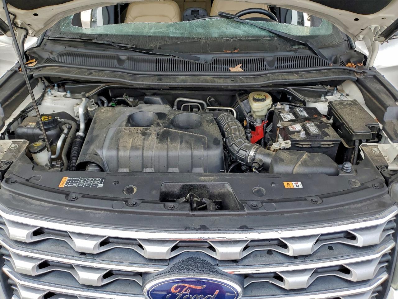 Ford Explorer Limited Image 11