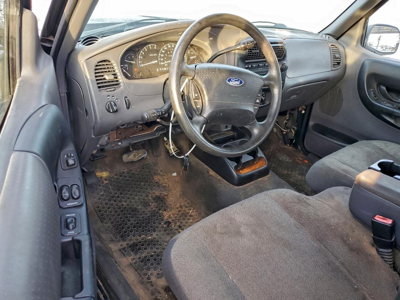 Ford Ranger Super Cab Image 7