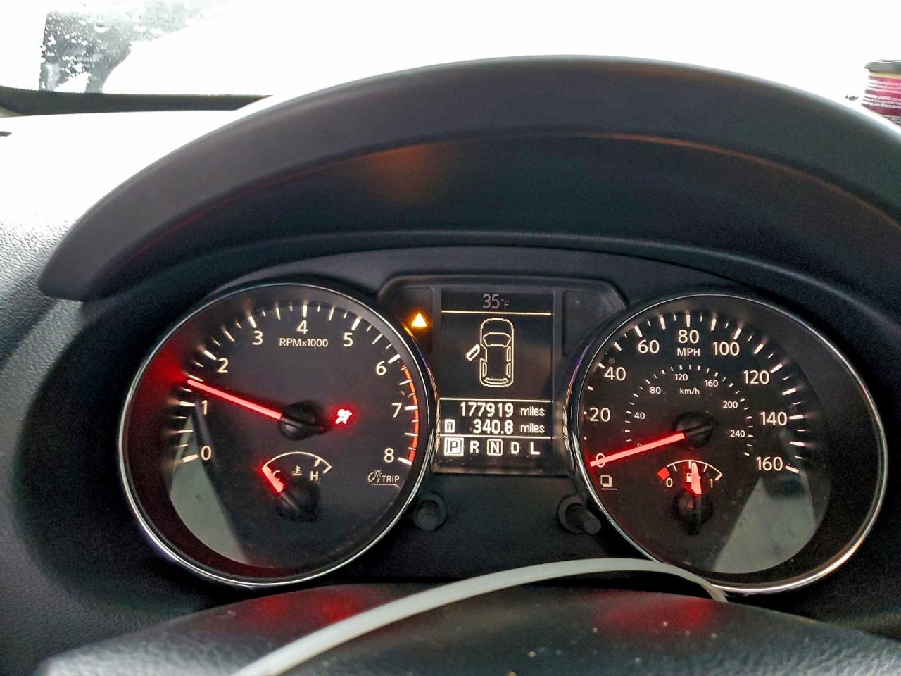 Nissan Rogue S Image 7