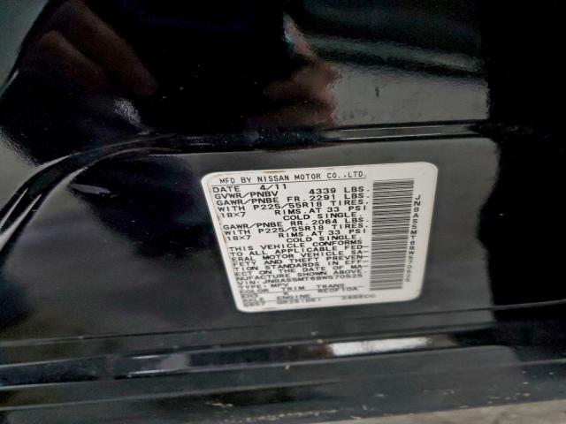 Nissan Rogue S Image 2