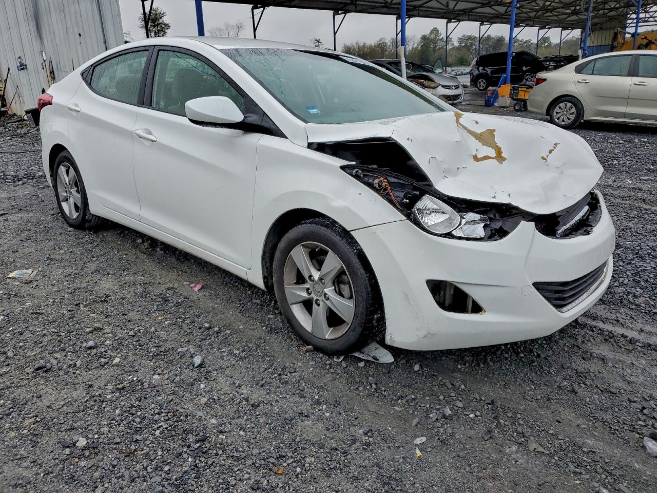 Hyundai ELANTRA Gls Image 4