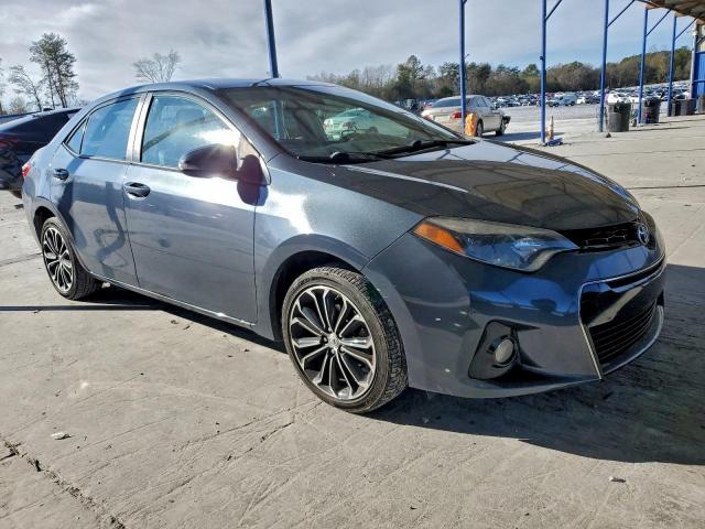 Toyota Corolla L Image 2