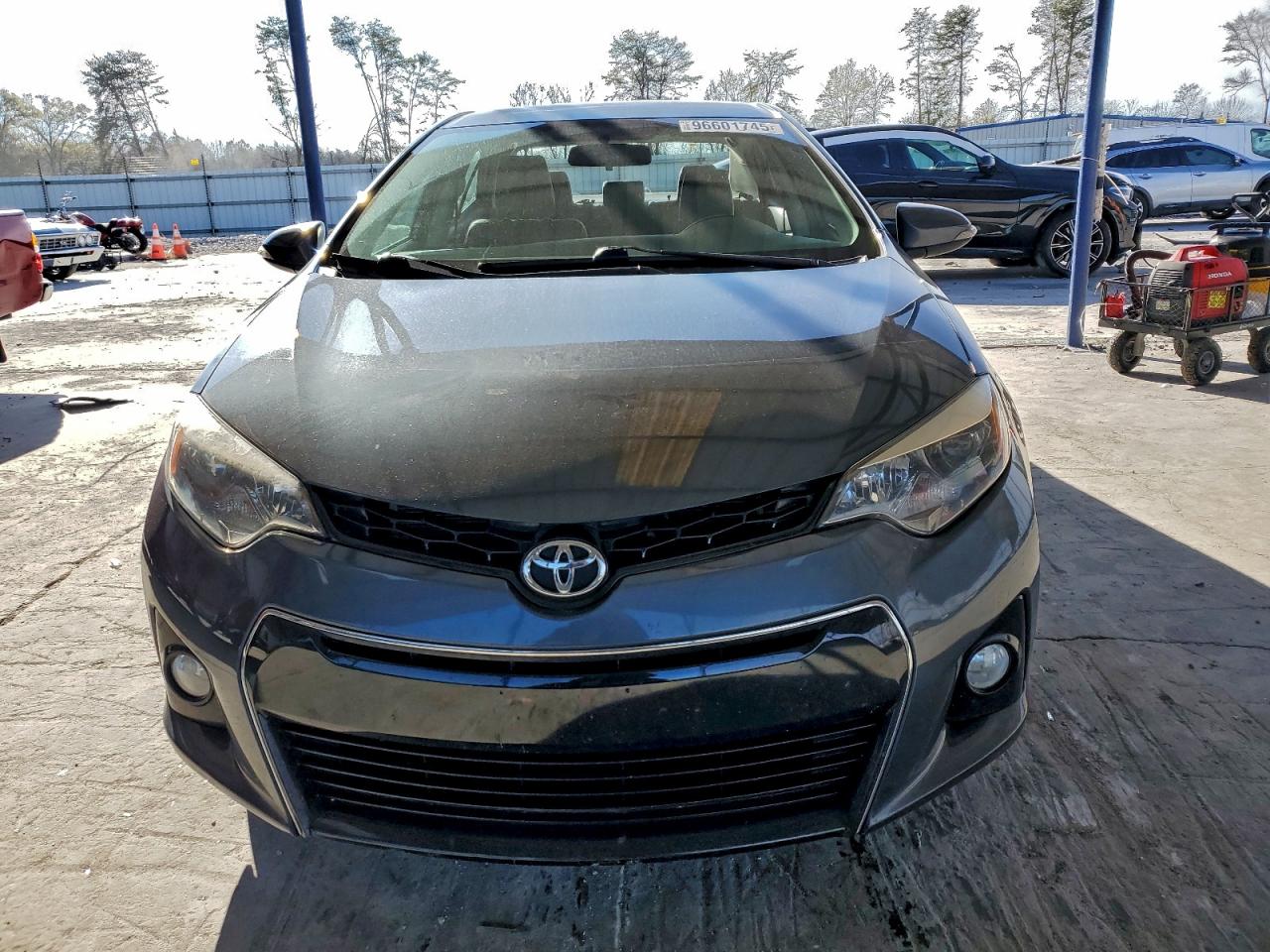 Toyota Corolla L Image 4