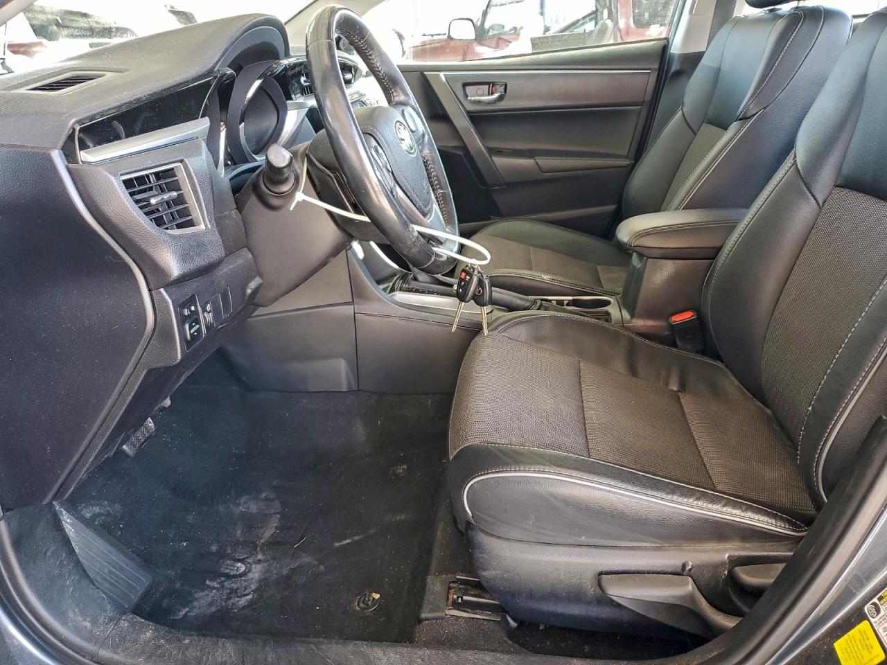 Toyota Corolla L Image 5