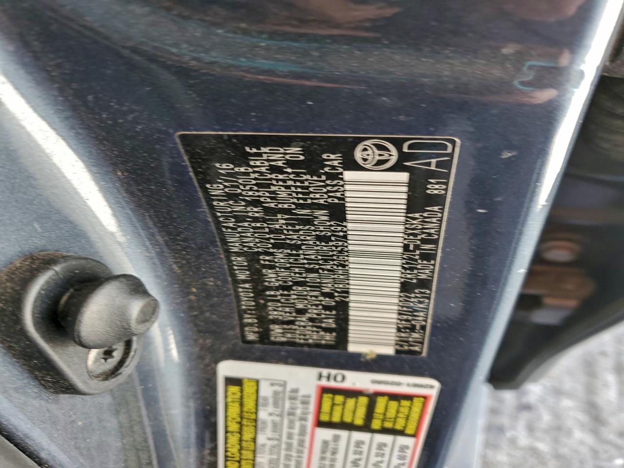 Toyota Corolla L Image 8