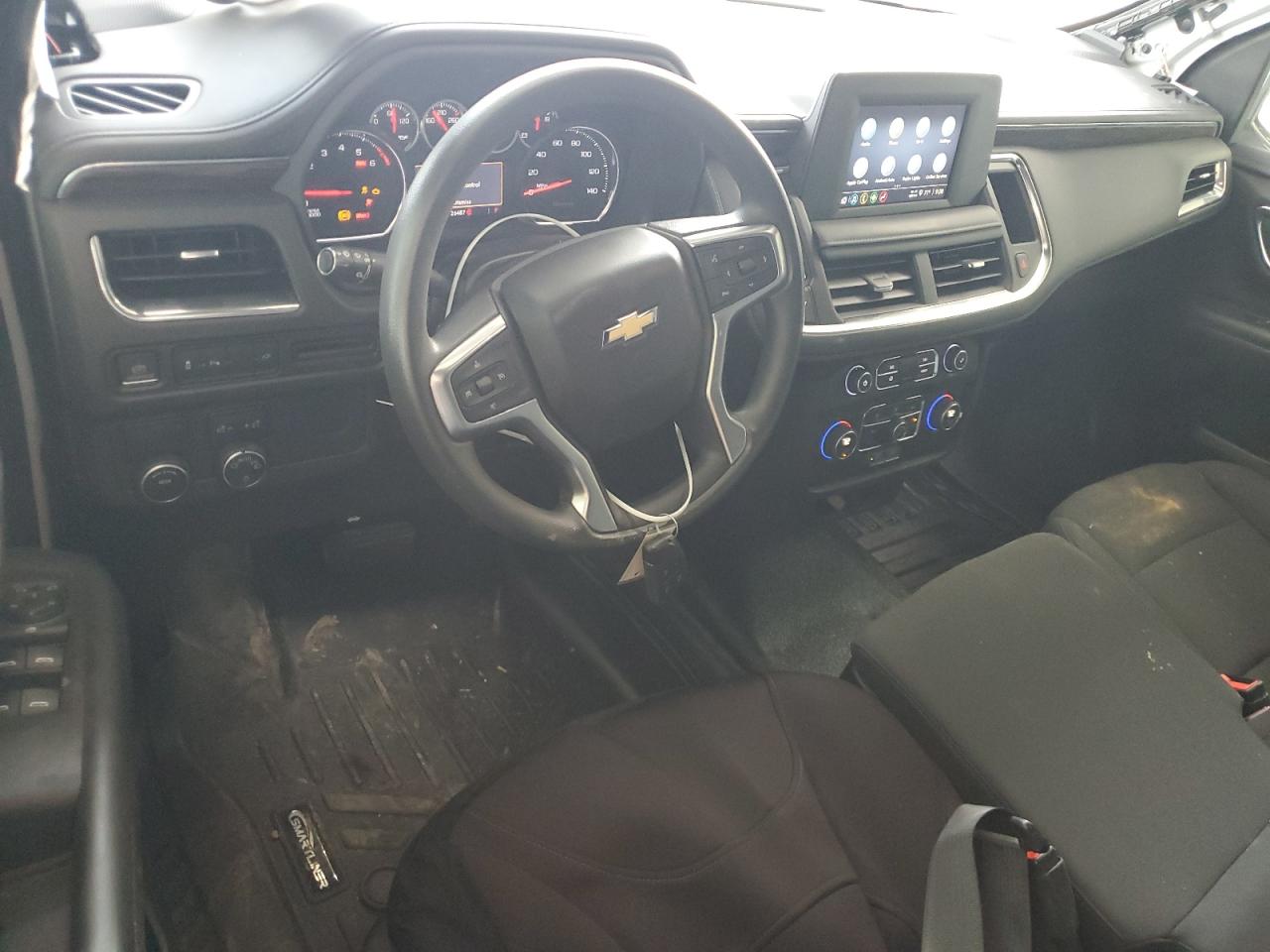 Chevrolet Tahoe C1500 Image 6