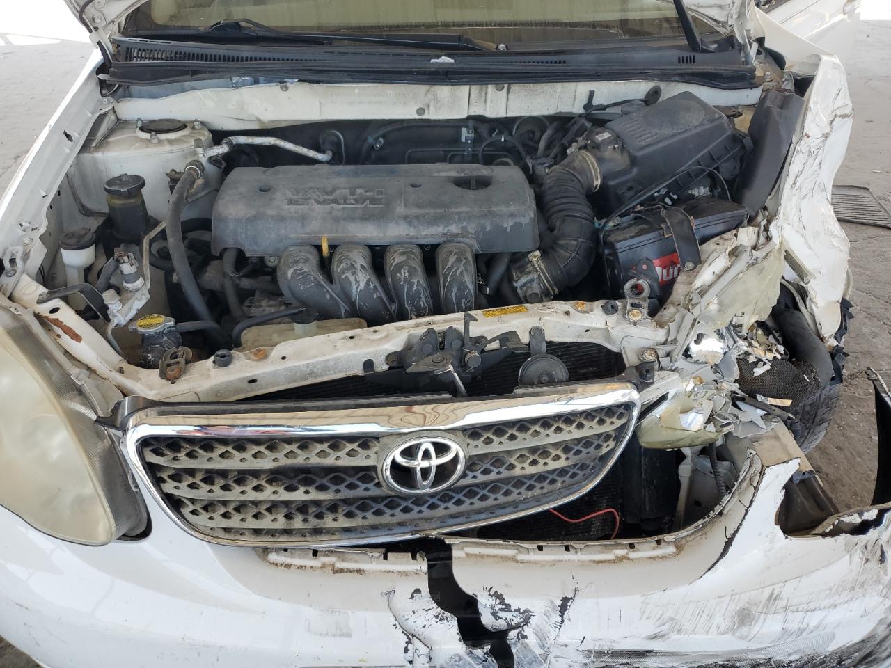 Toyota Corolla Ce Image 10