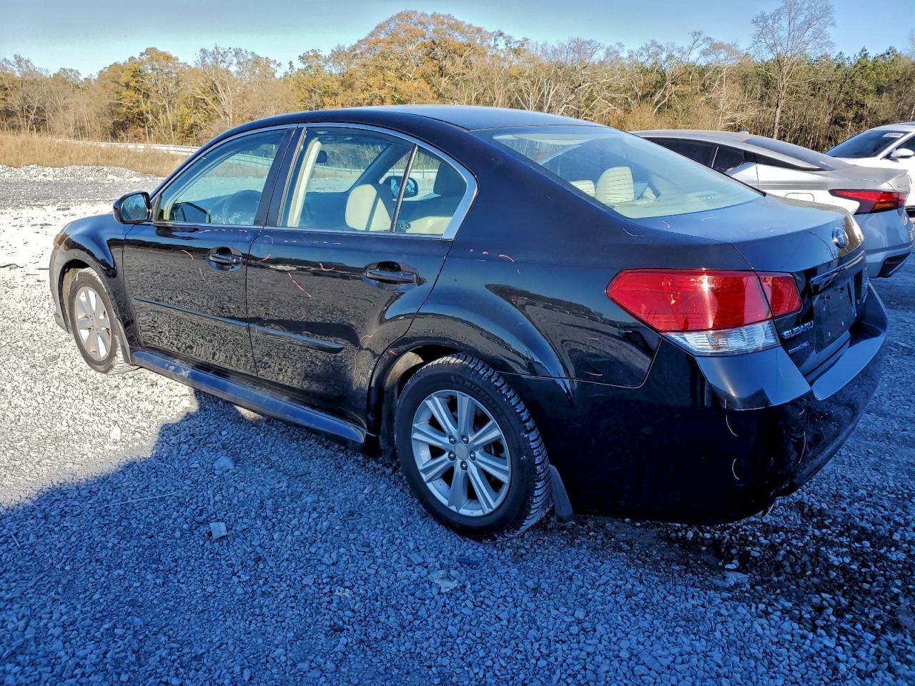 Subaru Legacy 2.5i Premium Image 3