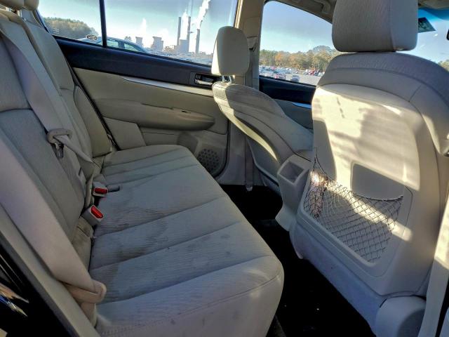 Subaru Legacy 2.5i Premium Image 9