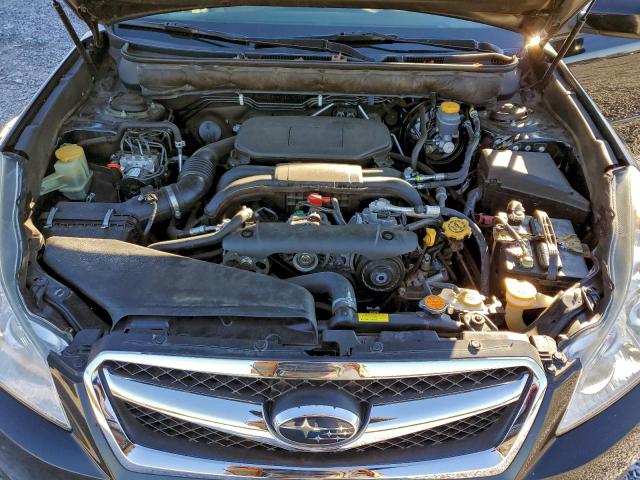 Subaru Legacy 2.5i Premium Image 12