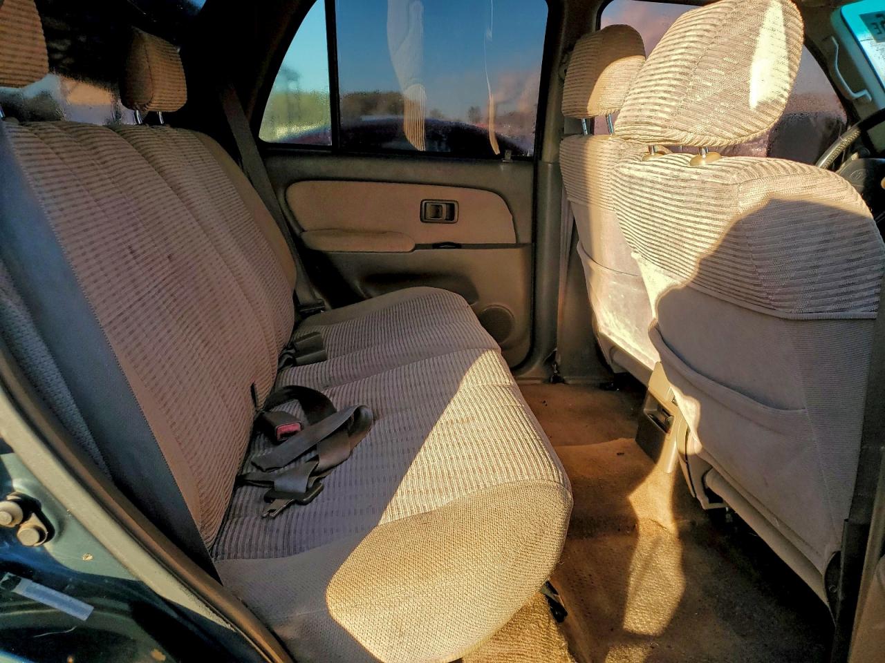 Toyota 4Runner Sr5 Image 9