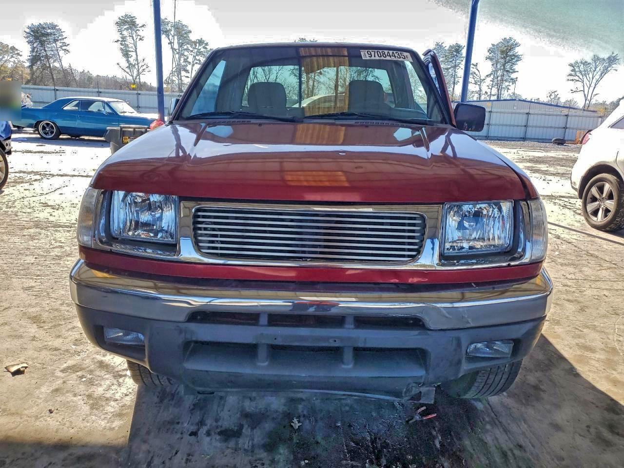 Nissan Frontier King Cab Xe Image 3