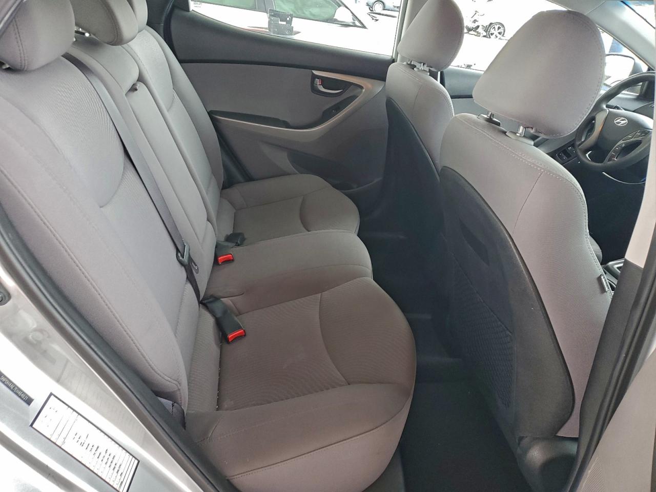 Hyundai ELANTRA Se Image 12