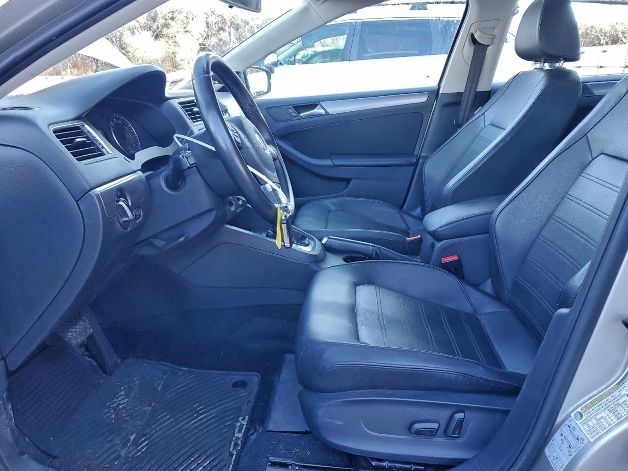 Volkswagen Jetta Sel Image 5