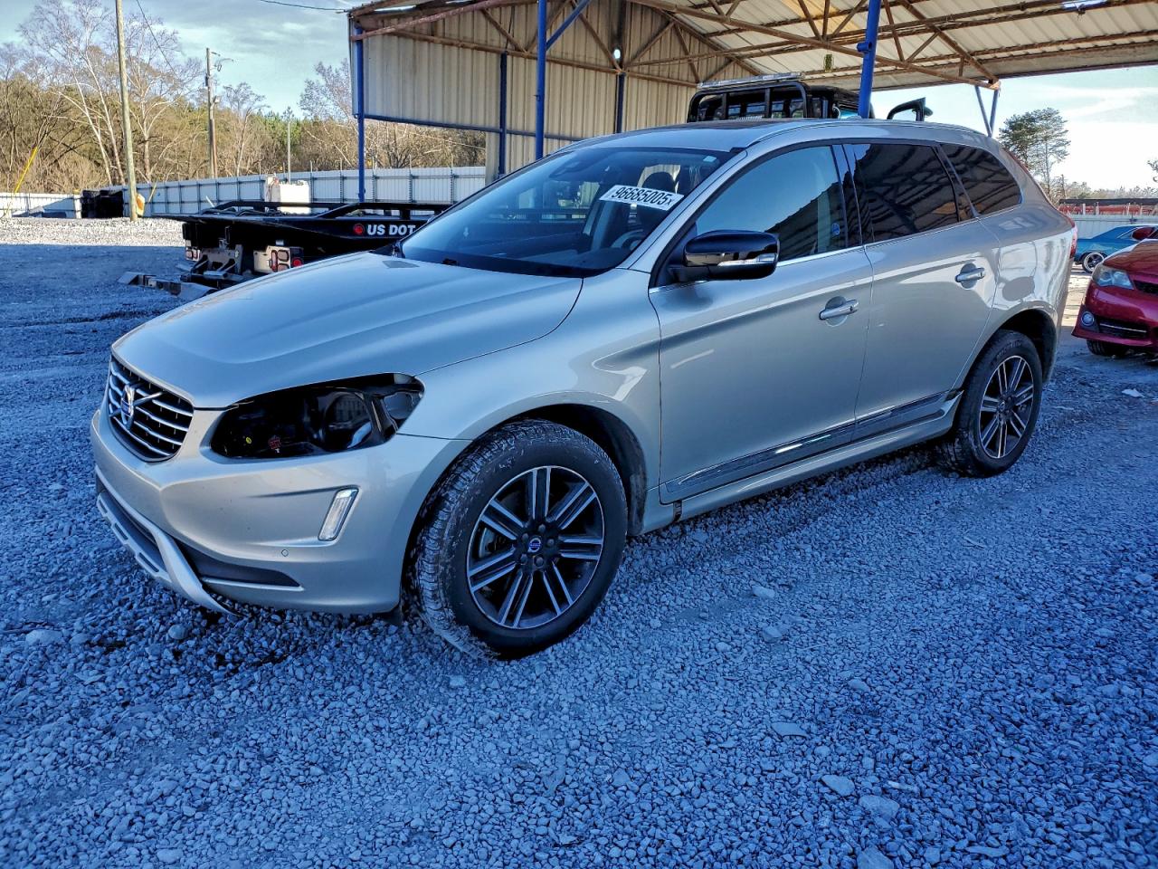 Volvo XC60 T5 Dynamic Image 1