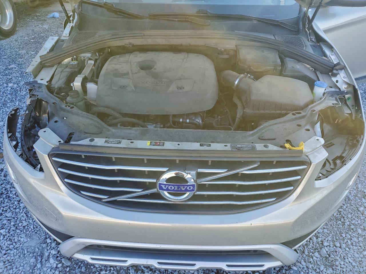 Volvo XC60 T5 Dynamic Image 2