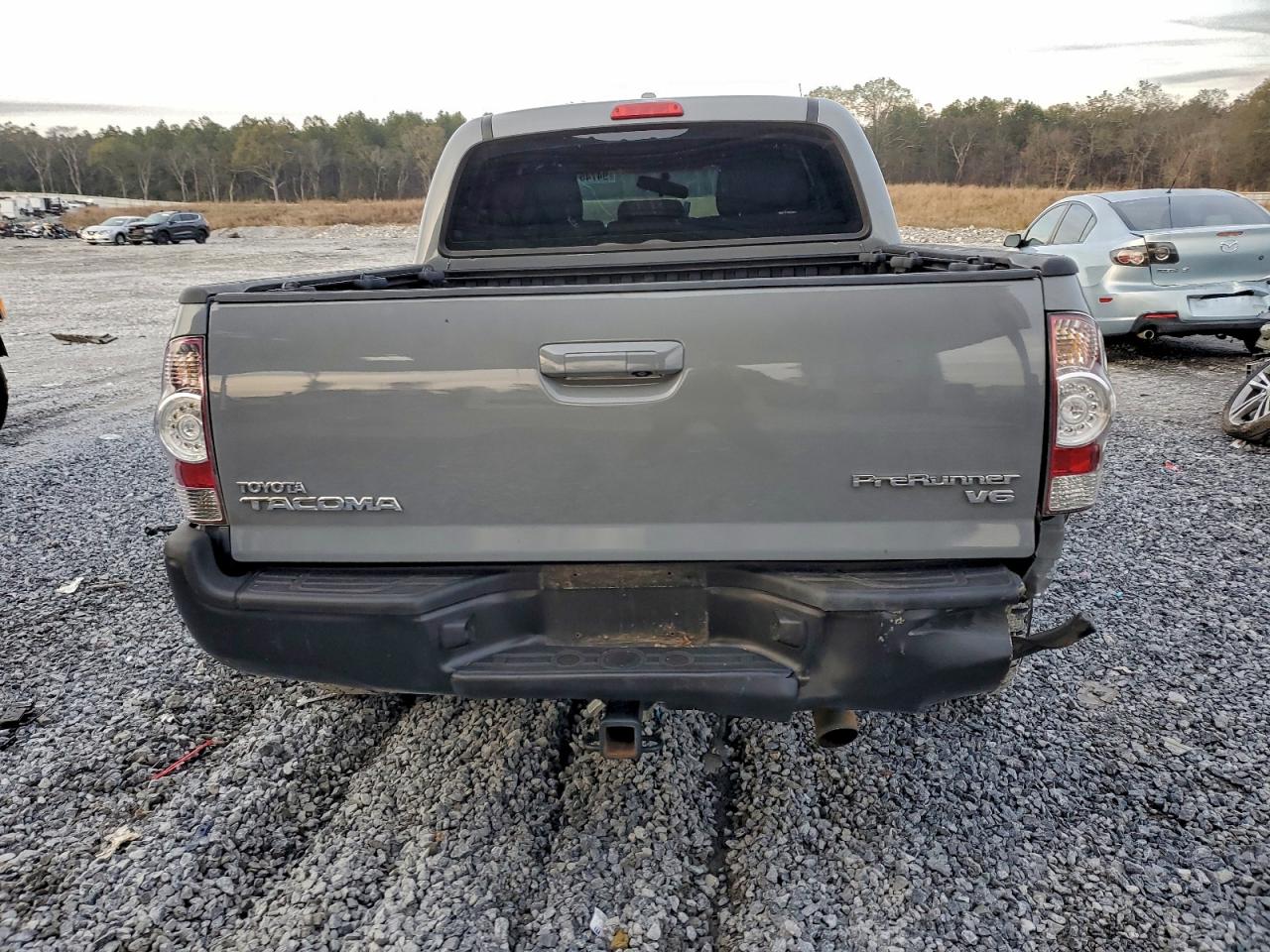 Toyota Tacoma Double Cab Prerunner Image 2