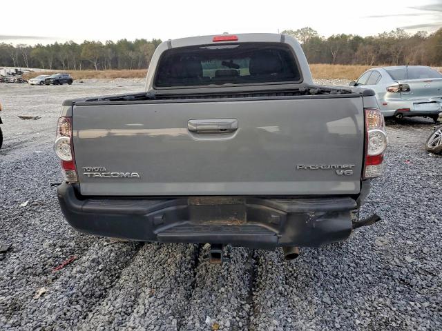 Toyota Tacoma Double Cab Prerunner Image 2