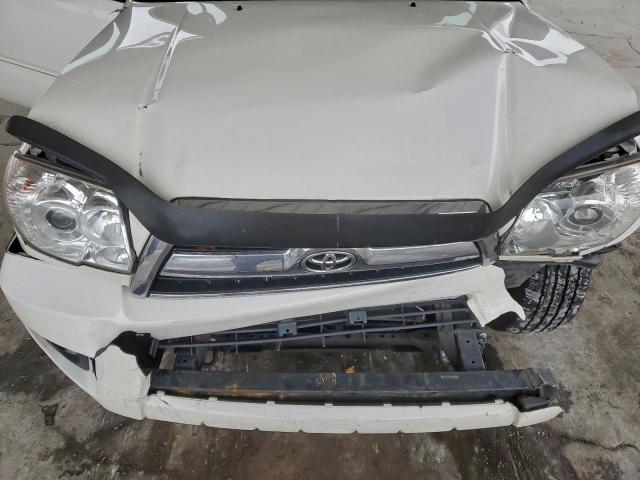 Toyota 4Runner Sr5 Image 11