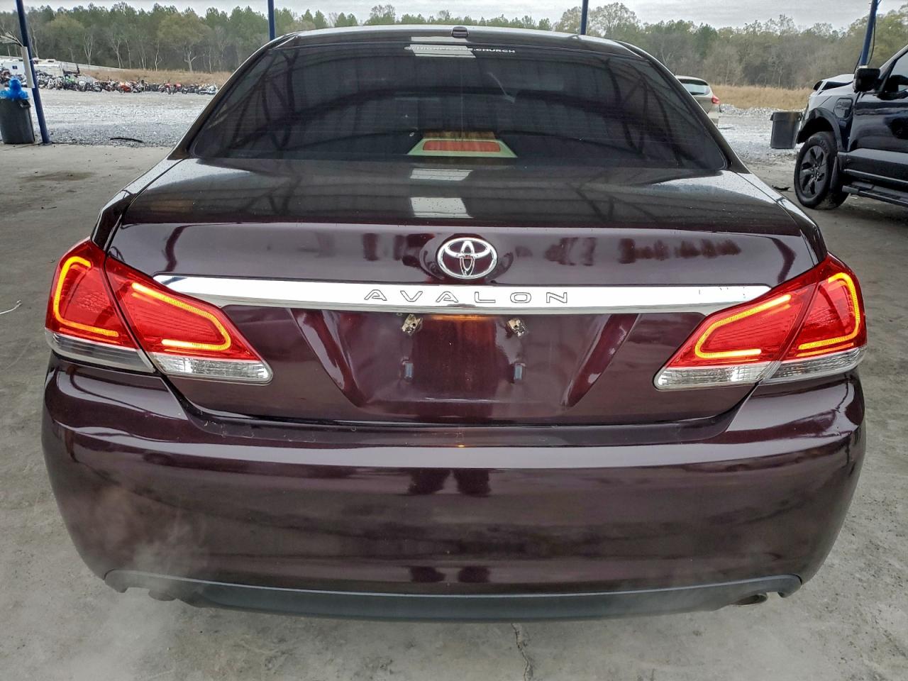 Toyota Avalon Base Image 4