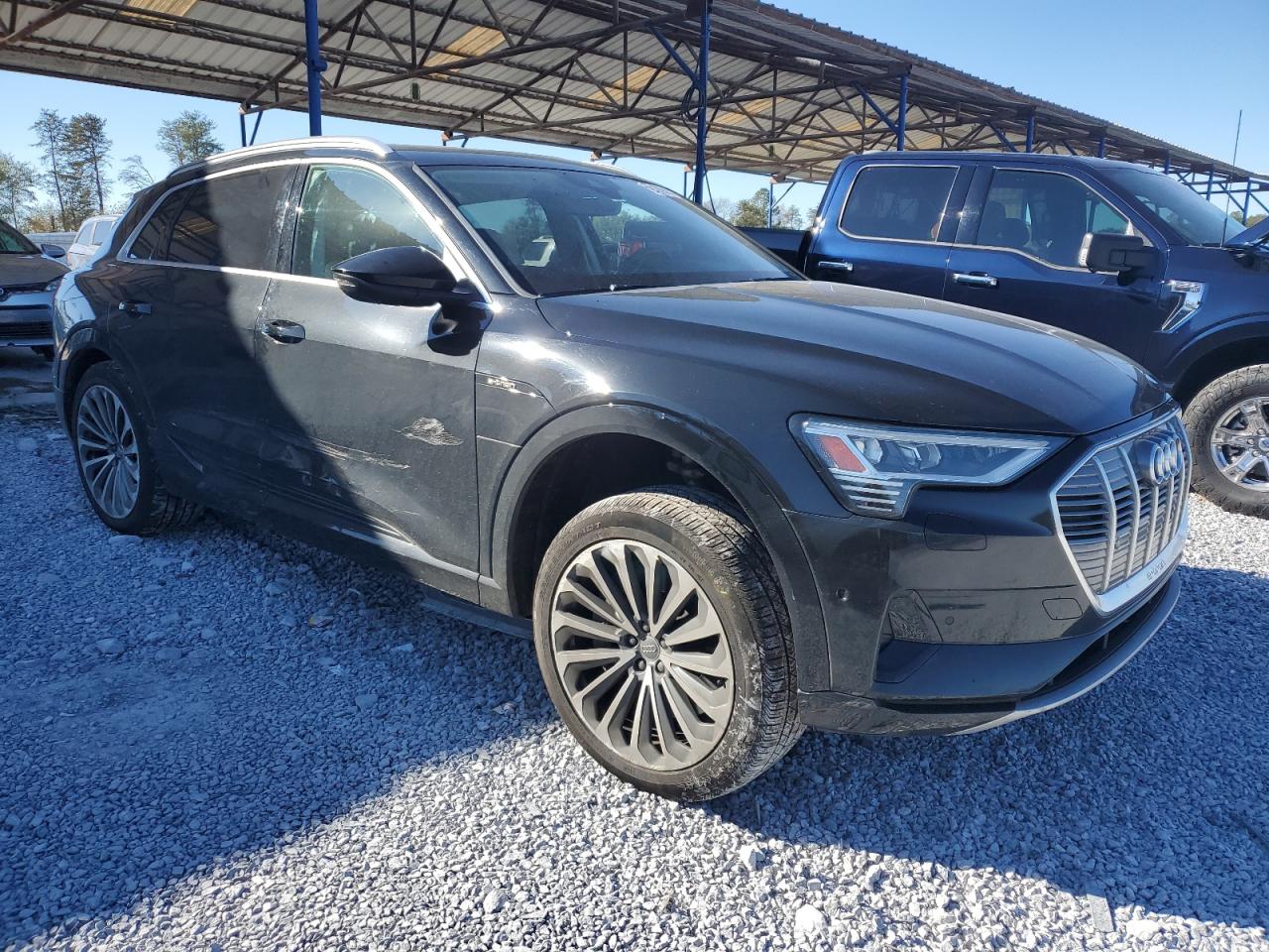 Audi e-tron Prestige Image 9