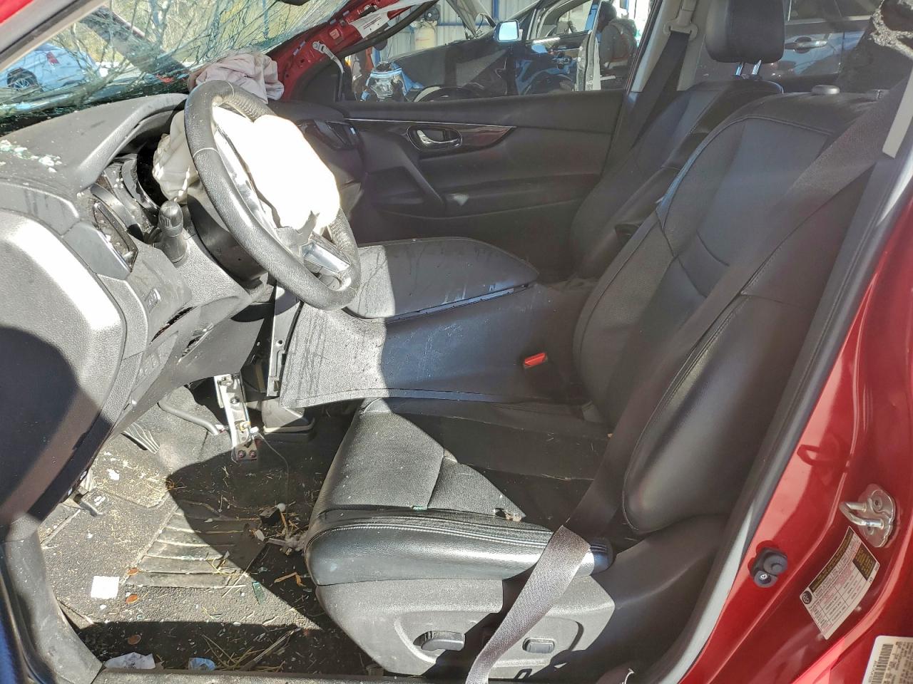 Nissan Rogue S Image 8