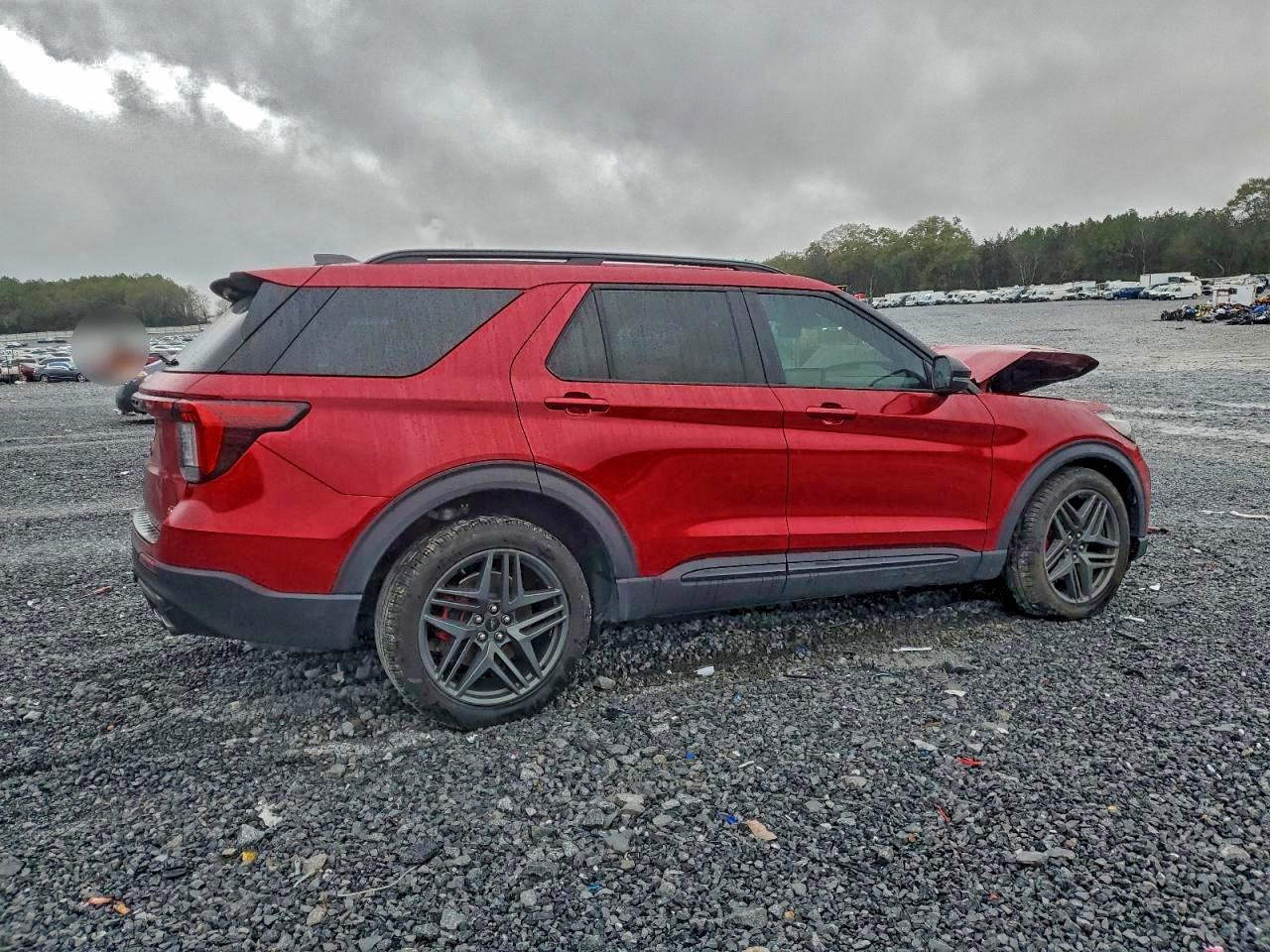 Ford Explorer St Image 3