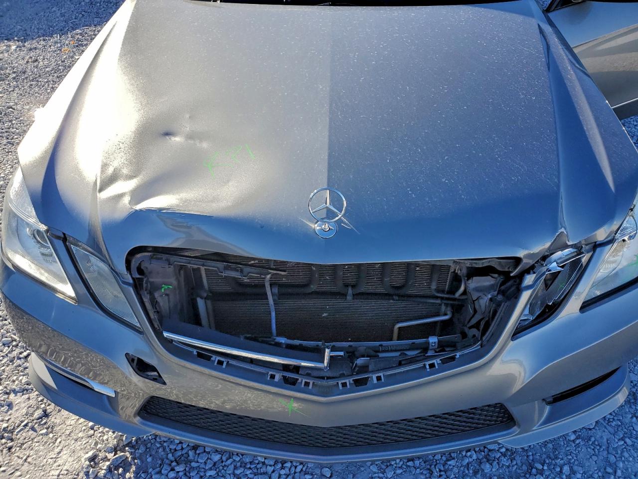 Mercedes-Benz E-Class 350 Image 10