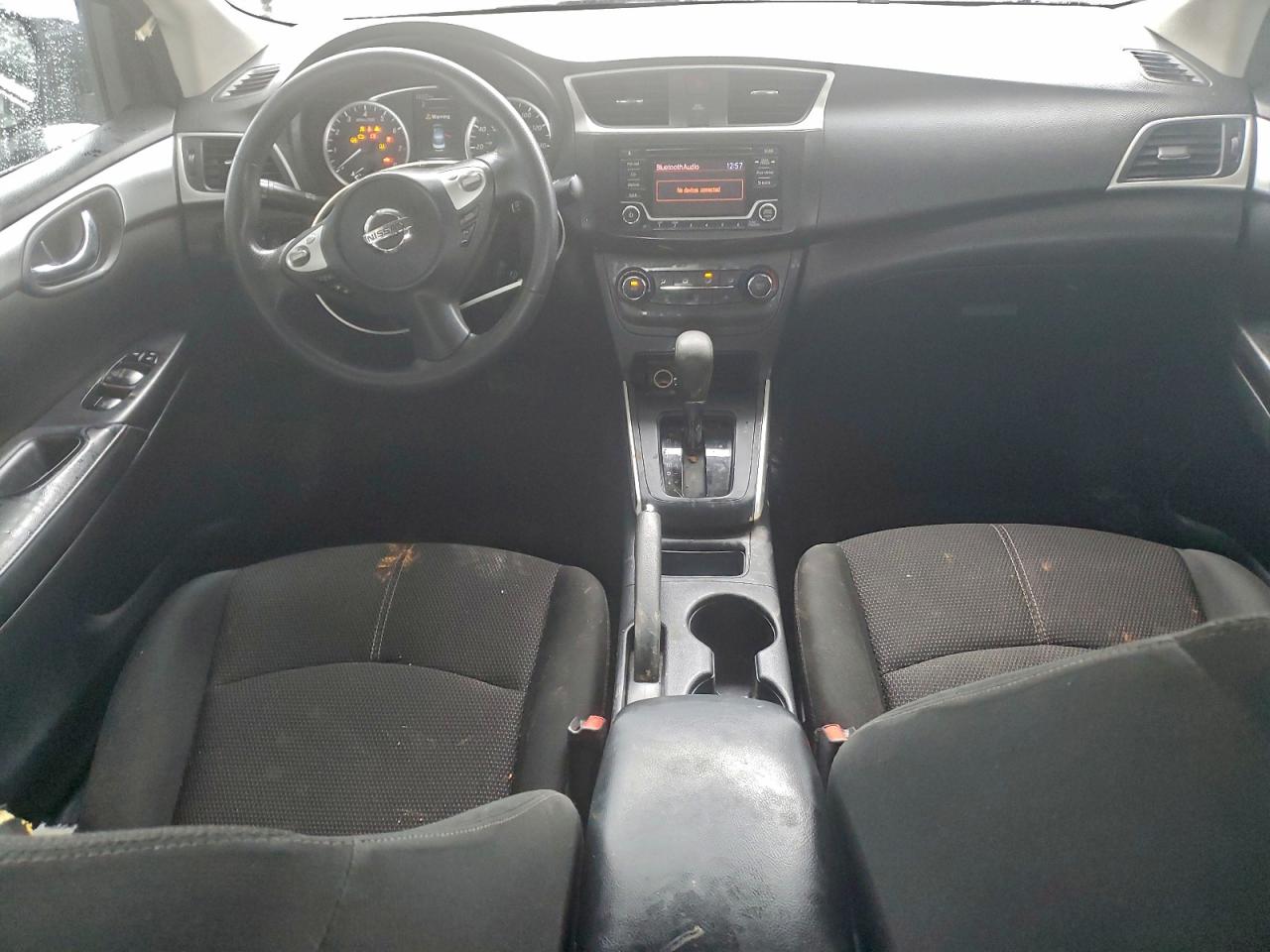 Nissan Sentra S Image 7