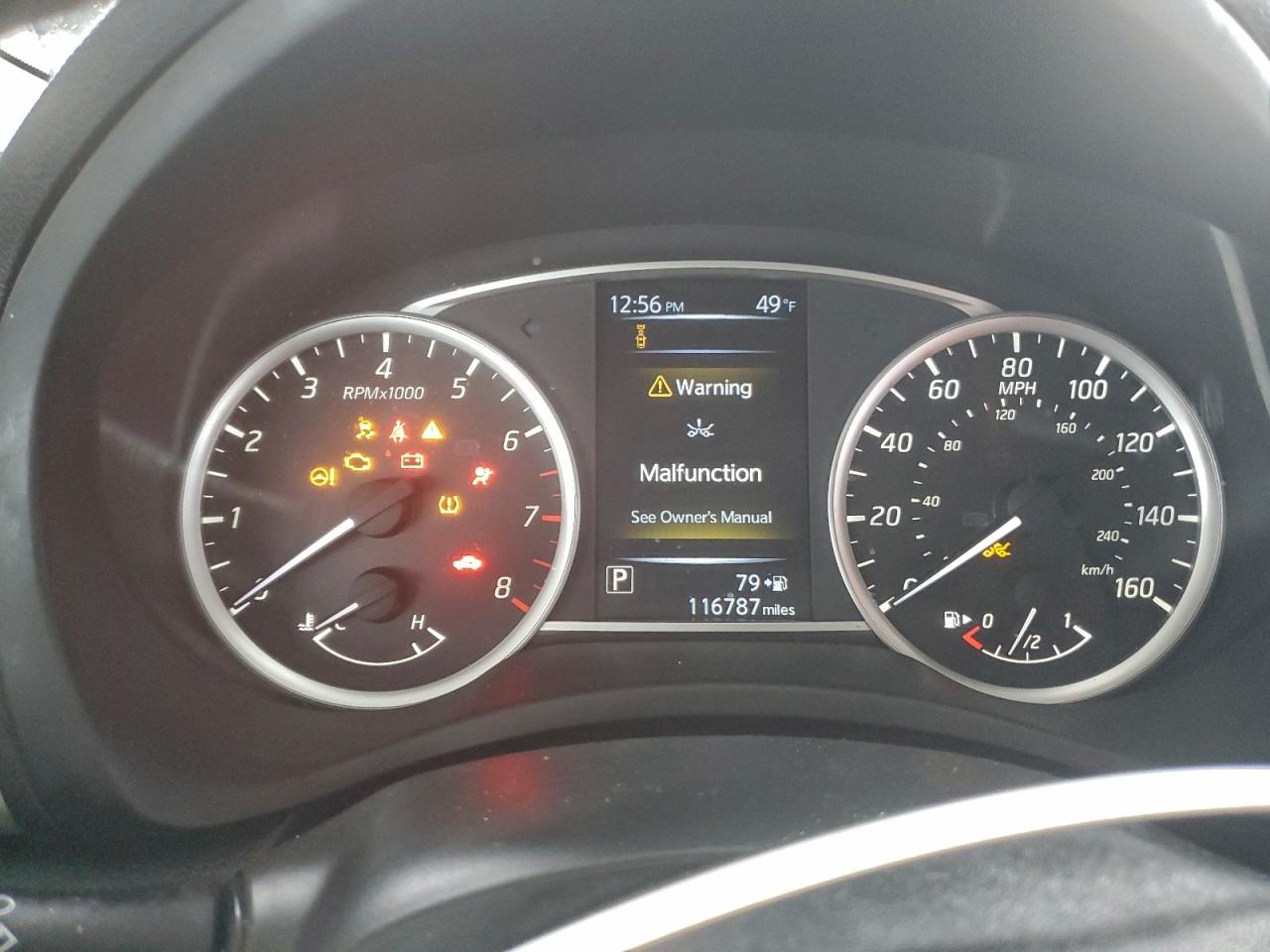 Nissan Sentra S Image 10