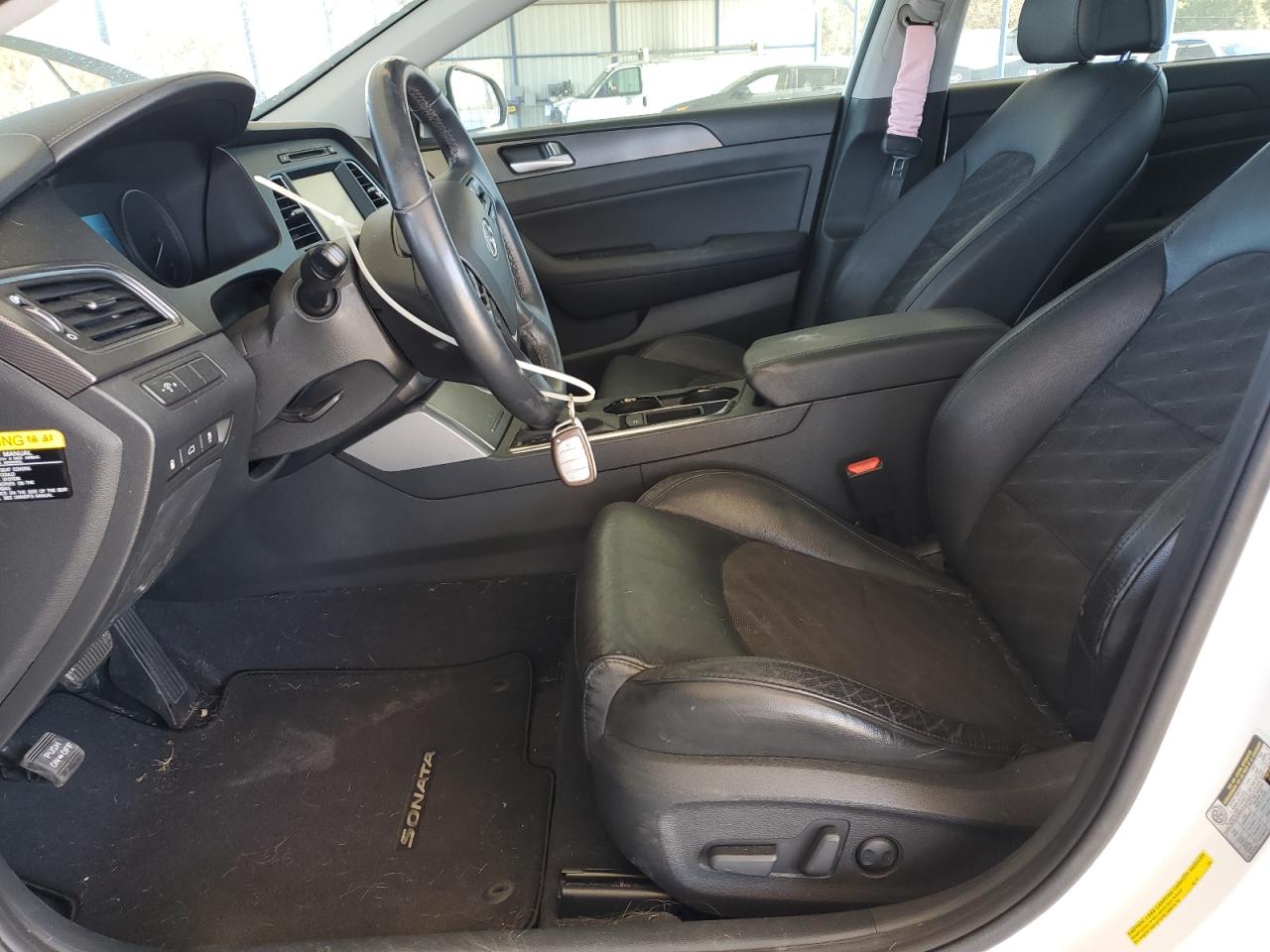 Hyundai SONATA Sport Image 3